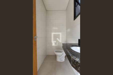 Casa à venda com 141m², 3 quartos e 2 vagasBanheiro