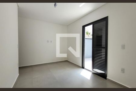 Casa à venda com 141m², 3 quartos e 2 vagasSuíte