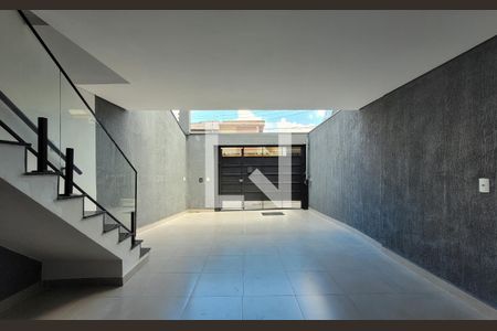 Casa à venda com 141m², 3 quartos e 2 vagasGaragem