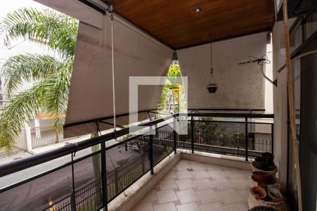 Apartamento à venda com 102m², 2 quartos e 2 vagas Apartamento à venda com 102m², 2 quartos e 2 vagasVaranda