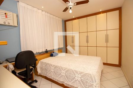 Apartamento à venda com 102m², 2 quartos e 2 vagas Apartamento à venda com 102m², 2 quartos e 2 vagasQuarto 2