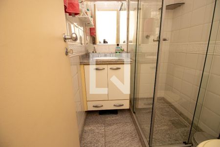 Apartamento à venda com 102m², 2 quartos e 2 vagas Apartamento à venda com 102m², 2 quartos e 2 vagasBanheiro quarto 1