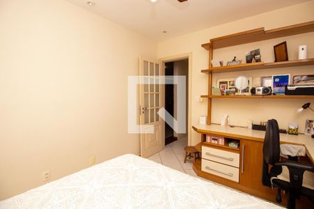 Apartamento à venda com 102m², 2 quartos e 2 vagas Apartamento à venda com 102m², 2 quartos e 2 vagasQuarto 2