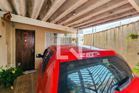 Casa à venda com 165m², 2 quartos e 1 vaga Casa à venda com 165m², 2 quartos e 1 vagaGaragem