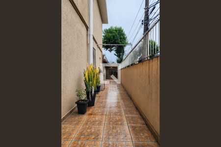 Casa à venda com 165m², 2 quartos e 1 vaga Casa à venda com 165m², 2 quartos e 1 vagaCorredor