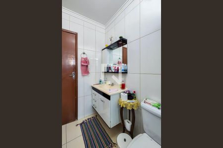 Casa à venda com 165m², 2 quartos e 1 vaga Casa à venda com 165m², 2 quartos e 1 vagaBanheiro