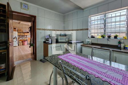 Casa à venda com 165m², 2 quartos e 1 vaga Casa à venda com 165m², 2 quartos e 1 vagaCozinha