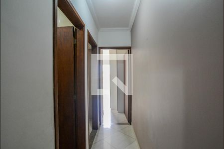 Corredor de apartamento à venda com 2 quartos, 55m² em Santa Terezinha, Santo André