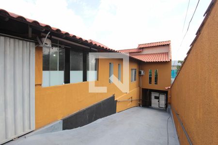Casa à venda com 200m², 3 quartos e 2 vagasGaragem