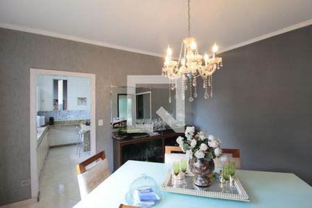 Casa à venda com 200m², 3 quartos e 2 vagasCopa