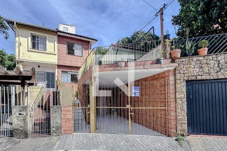 Casa à venda com 120m², 2 quartos e 1 vagaFachada