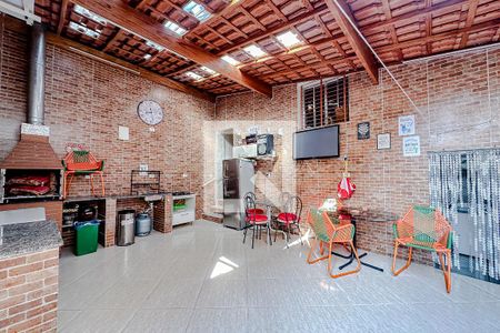 Casa à venda com 120m², 2 quartos e 1 vagaÁrea externa