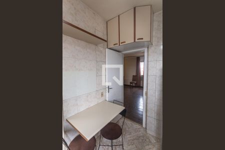 Apartamento para alugar com 160m², 3 quartos e 1 vaga Apartamento para alugar com 160m², 3 quartos e 1 vagaCozinha