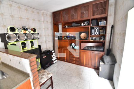 Casa à venda com 250m², 5 quartos e 4 vagasCasa 2 - Cozinha