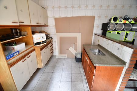 Casa à venda com 250m², 5 quartos e 4 vagasCasa 2 - Cozinha