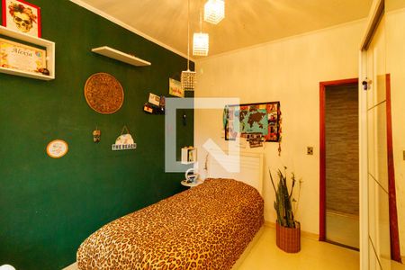 Casa à venda com 320m², 4 quartos e 2 vagasQuarto 2