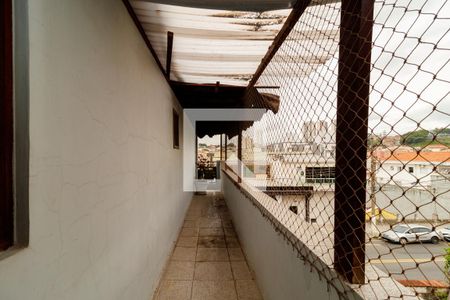 Casa à venda com 320m², 4 quartos e 2 vagasVaranda