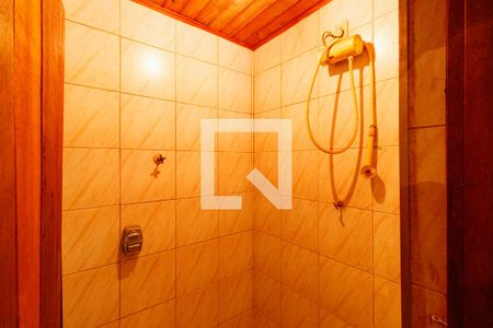 Casa à venda com 320m², 4 quartos e 2 vagasBanheiro de serviço