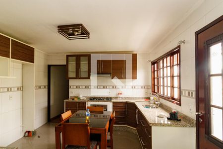 Casa à venda com 320m², 4 quartos e 2 vagasCozinha - Casa 2