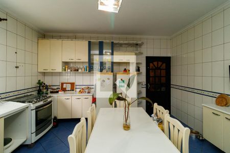 Casa à venda com 320m², 4 quartos e 2 vagasCozinha