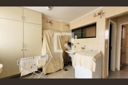 Apartamento à venda com 190m², 4 quartos e 2 vagasLavanderia