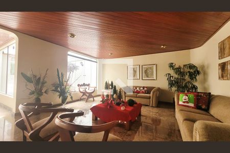 Apartamento à venda com 190m², 4 quartos e 2 vagasHall Social