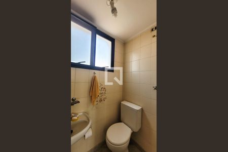 Apartamento à venda com 190m², 4 quartos e 2 vagasBanheiro de serviço