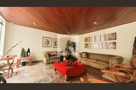 Apartamento à venda com 190m², 4 quartos e 2 vagasHall Social