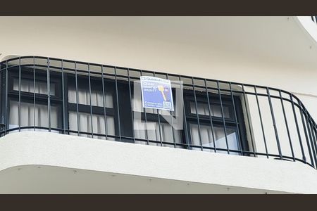 Apartamento à venda com 190m², 4 quartos e 2 vagasPlaquinha