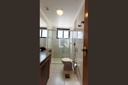 Apartamento à venda com 190m², 4 quartos e 2 vagasBanheiro Social