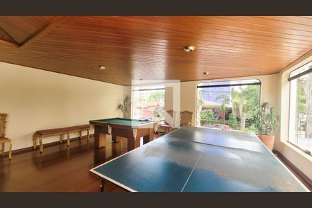 Apartamento à venda com 190m², 4 quartos e 2 vagasÁrea comum - Salão de festas