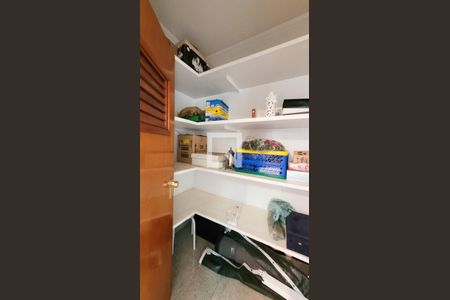 Apartamento à venda com 190m², 4 quartos e 2 vagasDespensa