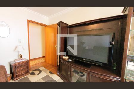 Apartamento à venda com 190m², 4 quartos e 2 vagasSala de TV