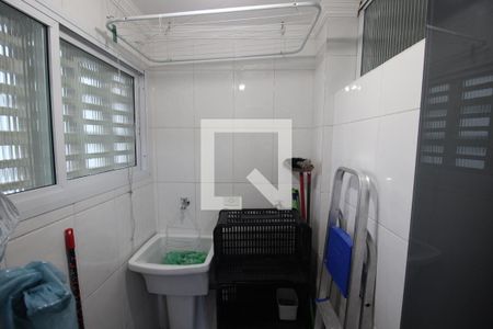 Apartamento à venda com 72m², 2 quartos e 1 vagaÁrea de Serviço