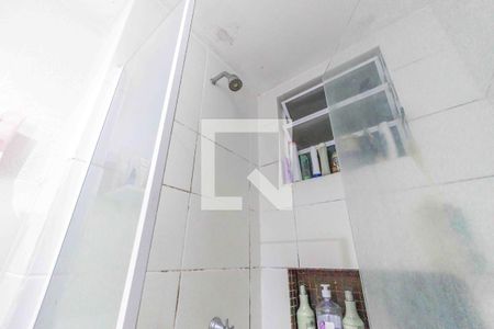 Apartamento à venda com 56m², 2 quartos e 1 vaga Apartamento à venda com 56m², 2 quartos e 1 vagaBanheiro