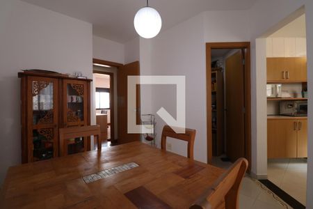 Apartamento à venda com 247m², 4 quartos e 4 vagasCopa
