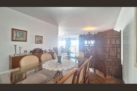 Apartamento à venda com 247m², 4 quartos e 4 vagasCopa