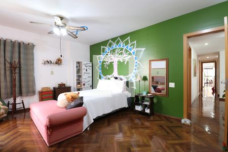 Apartamento à venda com 247m², 4 quartos e 4 vagasSuíte 3