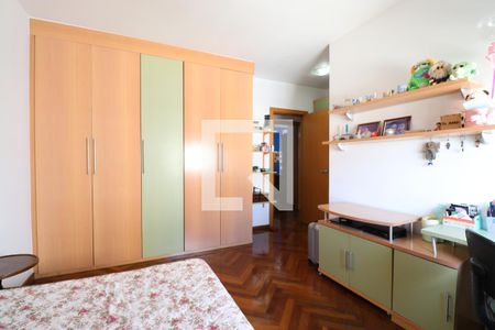 Apartamento à venda com 247m², 4 quartos e 4 vagasSuíte 2