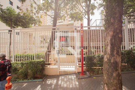 Apartamento para alugar com 103m², 3 quartos e 2 vagas Apartamento para alugar com 103m², 3 quartos e 2 vagasFachada