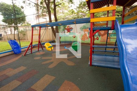 Apartamento para alugar com 103m², 3 quartos e 2 vagas Apartamento para alugar com 103m², 3 quartos e 2 vagasPlayground