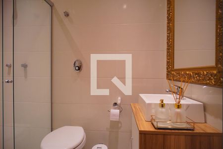 Apartamento para alugar com 245m², 3 quartos e 2 vagas Apartamento para alugar com 245m², 3 quartos e 2 vagasBanheiro 1