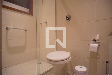 Apartamento para alugar com 245m², 3 quartos e 2 vagas Apartamento para alugar com 245m², 3 quartos e 2 vagasBanheiro 1