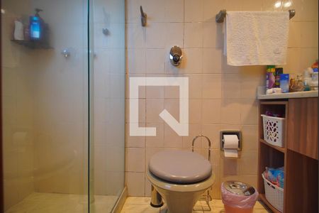 Apartamento para alugar com 245m², 3 quartos e 2 vagas Apartamento para alugar com 245m², 3 quartos e 2 vagasBanheiro da Suíte