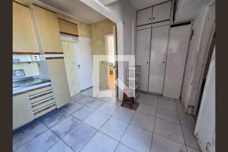 Apartamento à venda com 99m², 3 quartos e 1 vagaCozinha e Área de Serviço