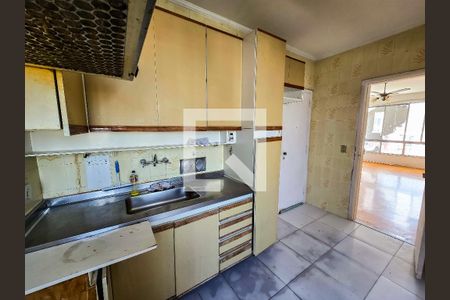 Apartamento à venda com 99m², 3 quartos e 1 vagaCozinha