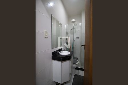 Apartamento à venda com 79m², 2 quartos e 1 vagaBanheiro da Área de serviço