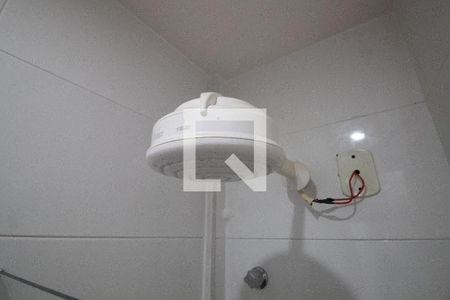 Apartamento à venda com 79m², 2 quartos e 1 vagaBanheiro da Área de serviço - chuveiro elétrico