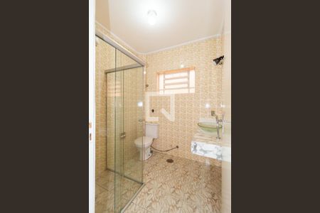 Casa à venda com 180m², 3 quartos e 3 vagasBanheiro