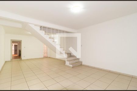 Sala de casa à venda com 3 quartos, 180m² em Vila Bertioga, São Paulo